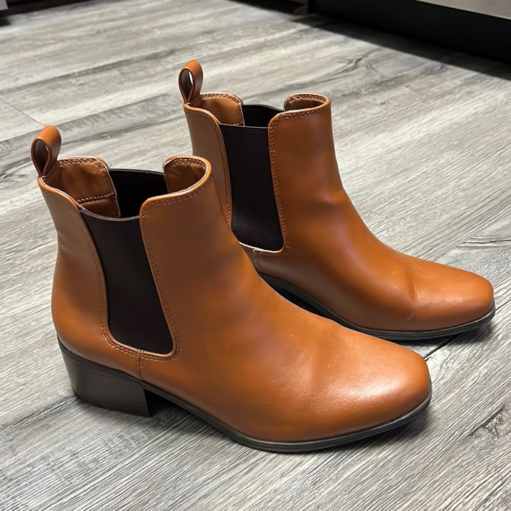 Size 7.5 A New Day Booties